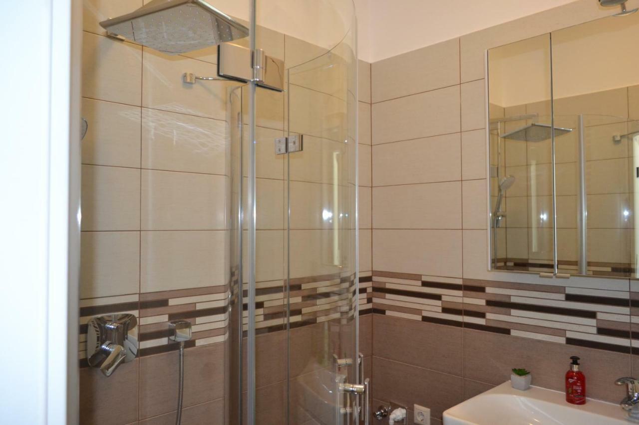 A16 Beachapartman Siofok Exterior photo